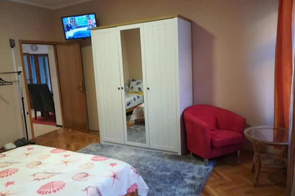 Karlovacka Zvijezda Apartment Ngoại thất bức ảnh