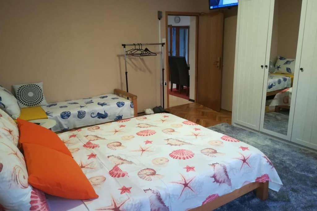 Karlovacka Zvijezda Apartment Ngoại thất bức ảnh